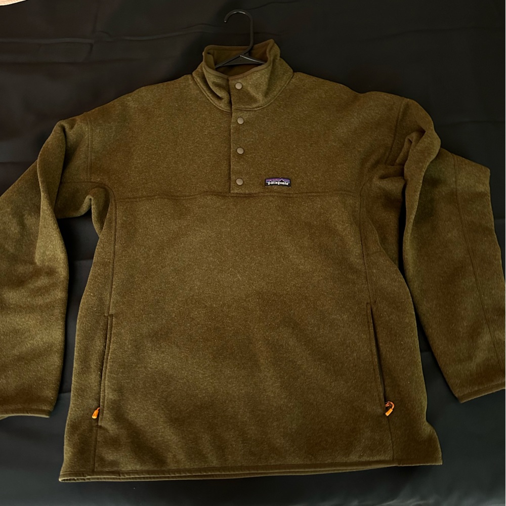 COPY - Patagonia Sweater- Olive Green Worn 2-3 Times
